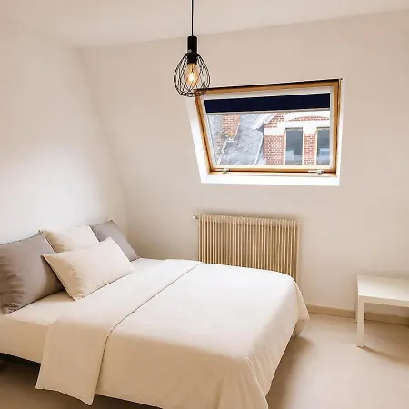 Le 24 Anatole Apartment *